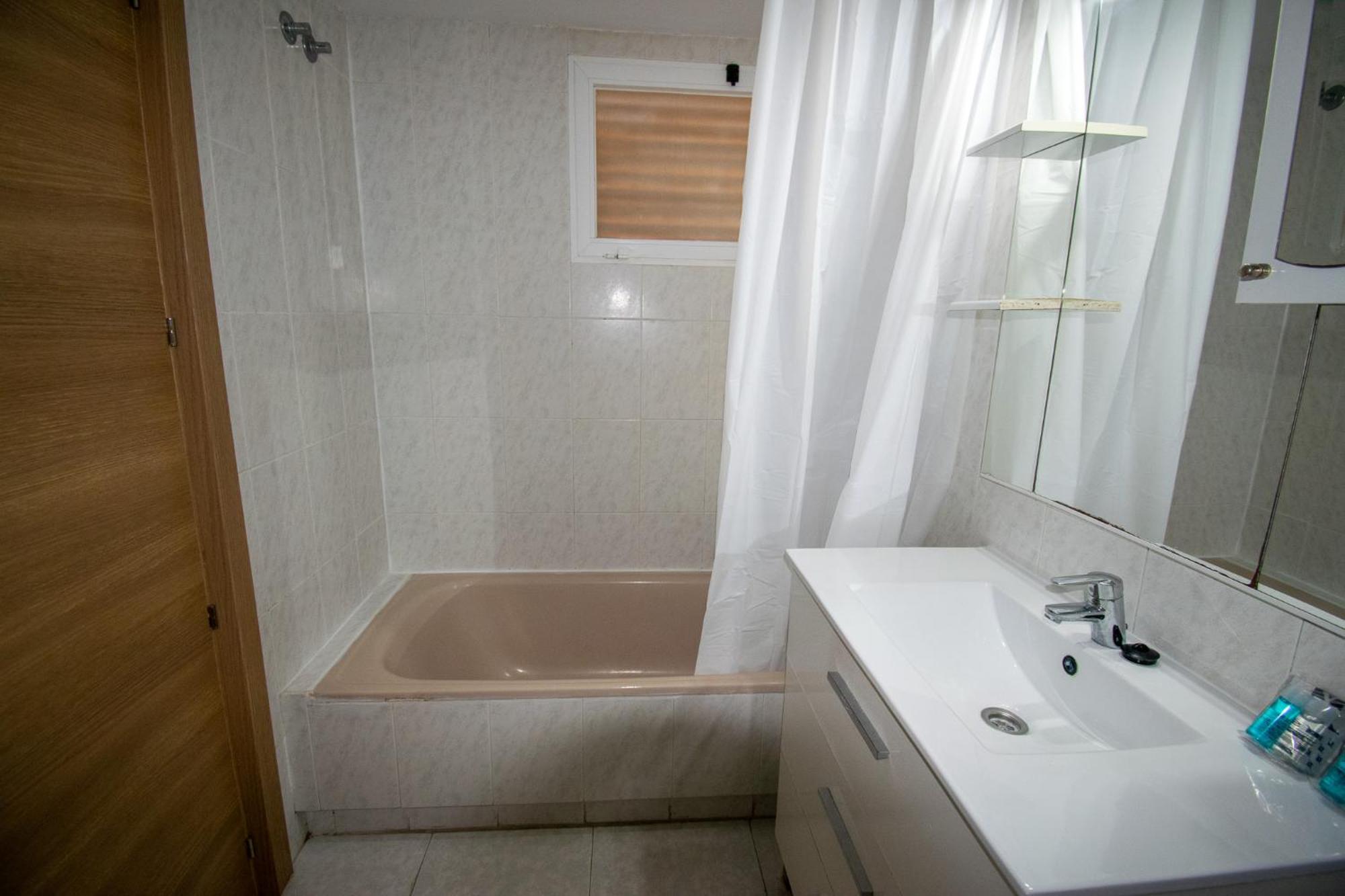 Tropicmar Familiar Levante Beach Benidorm Bagian luar foto